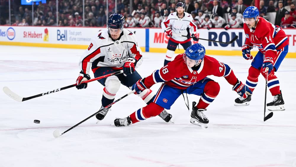 «On a reculé de 13 ou 14 mois»: Martin St-Louis désemparé face à la performance de son équipe