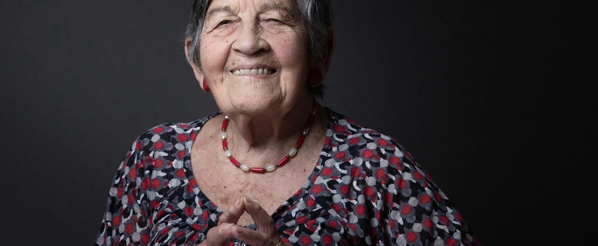 The testimony of Auschwitz survivor Jeannette Kolinka appears in the comics The testimony of Auschwitz survivor Jeannette Kolinka appears in the comics