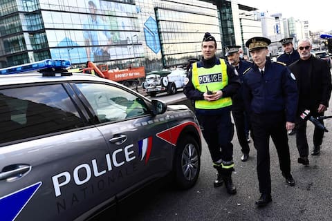France: anti-health restrictions convoys at the gates of Paris