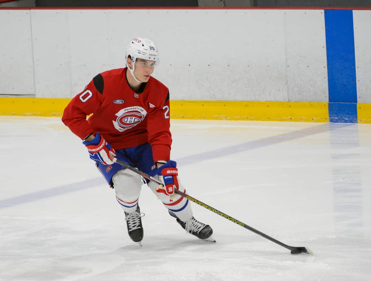 Incident Acciari : Slafkovsky ne comprend pas la r&eacute;action de la LNH