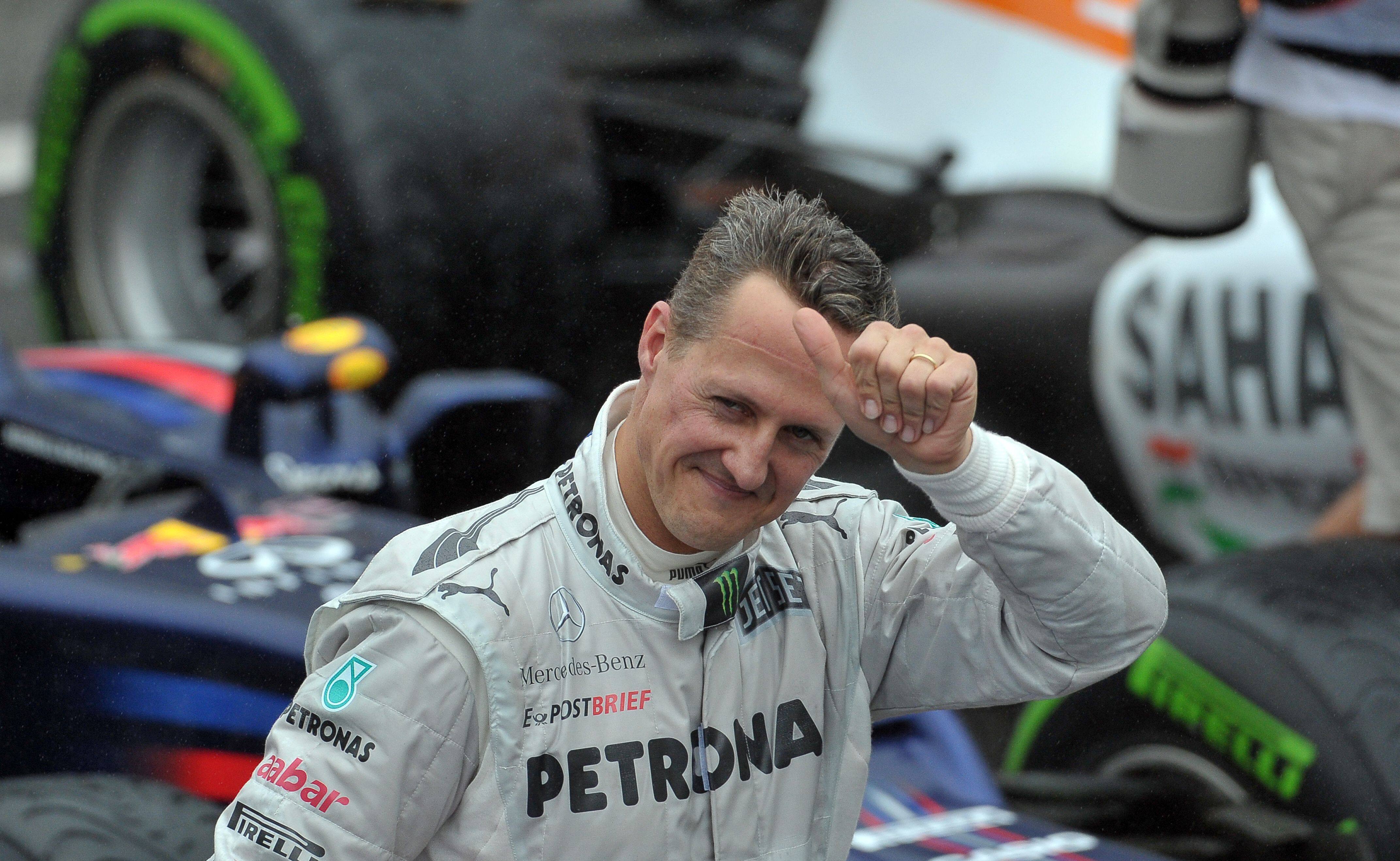 De rares nouvelles de Michael Schumacher - TVA Sports