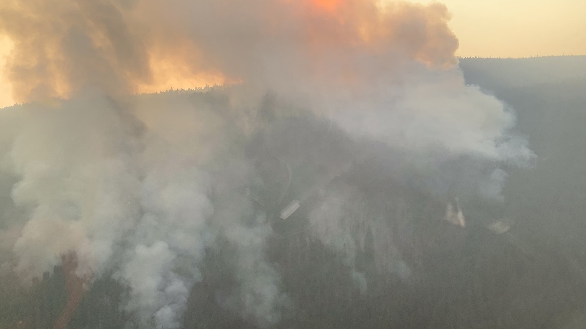 Les feux de forêt continuent de faire rage au Canada