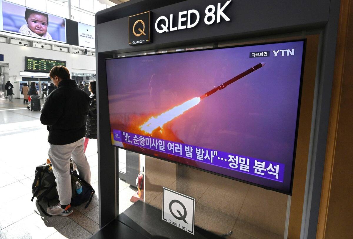 North Korea launches 'unidentified missile' North Korea launches 'unidentified missile'