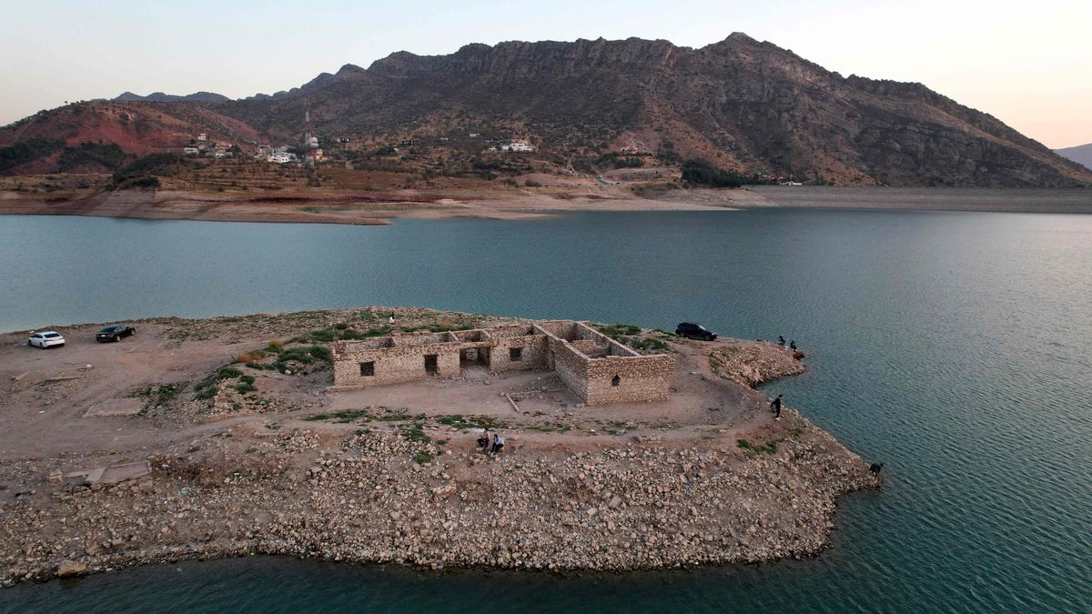 Un village englouti refait surface à cause de la sécheresse