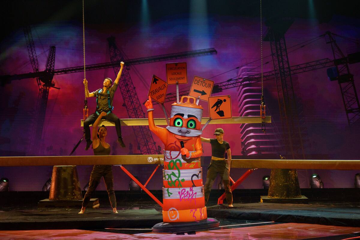 &laquo;Chanteurs masqu&eacute;s&raquo;: le C&ocirc;ne orange d&eacute;masqu&eacute; par Sam Breton et St&eacute;phane Rousseau