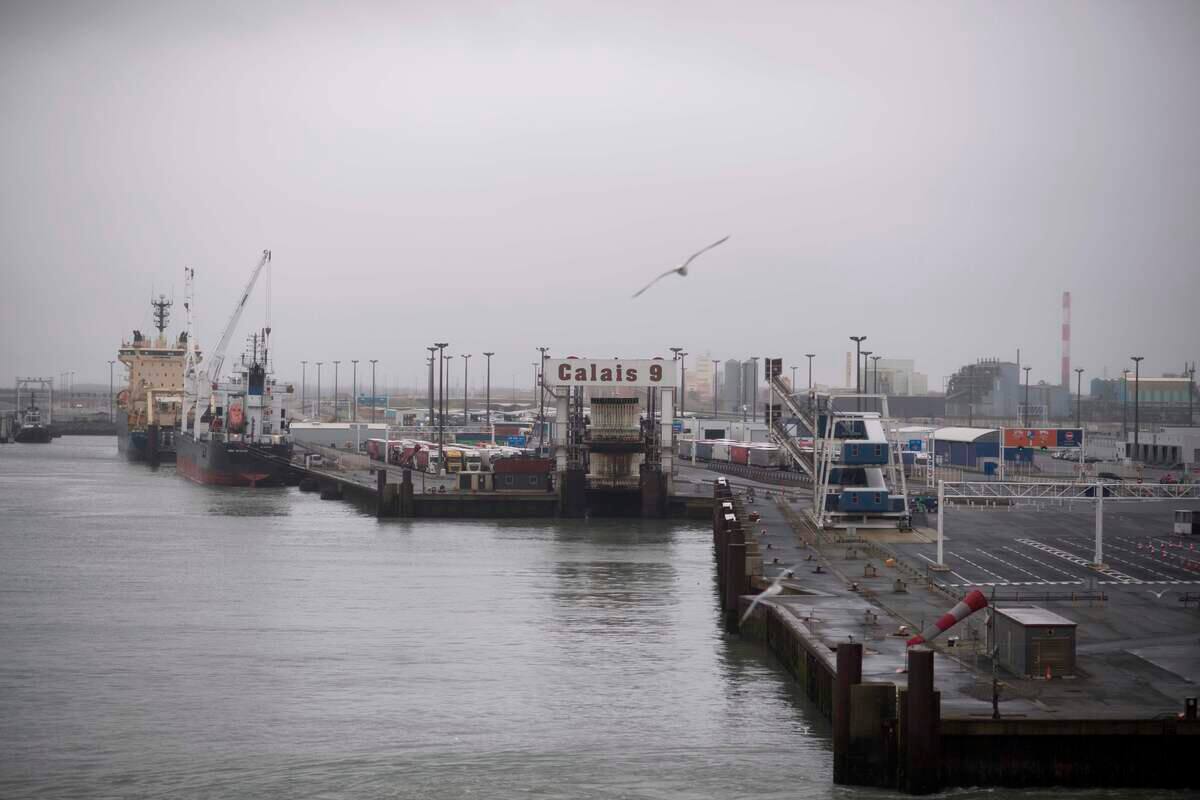 Plus de vingt migrants d&eacute;c&eacute;d&eacute;s dans un naufrage dans la Manche