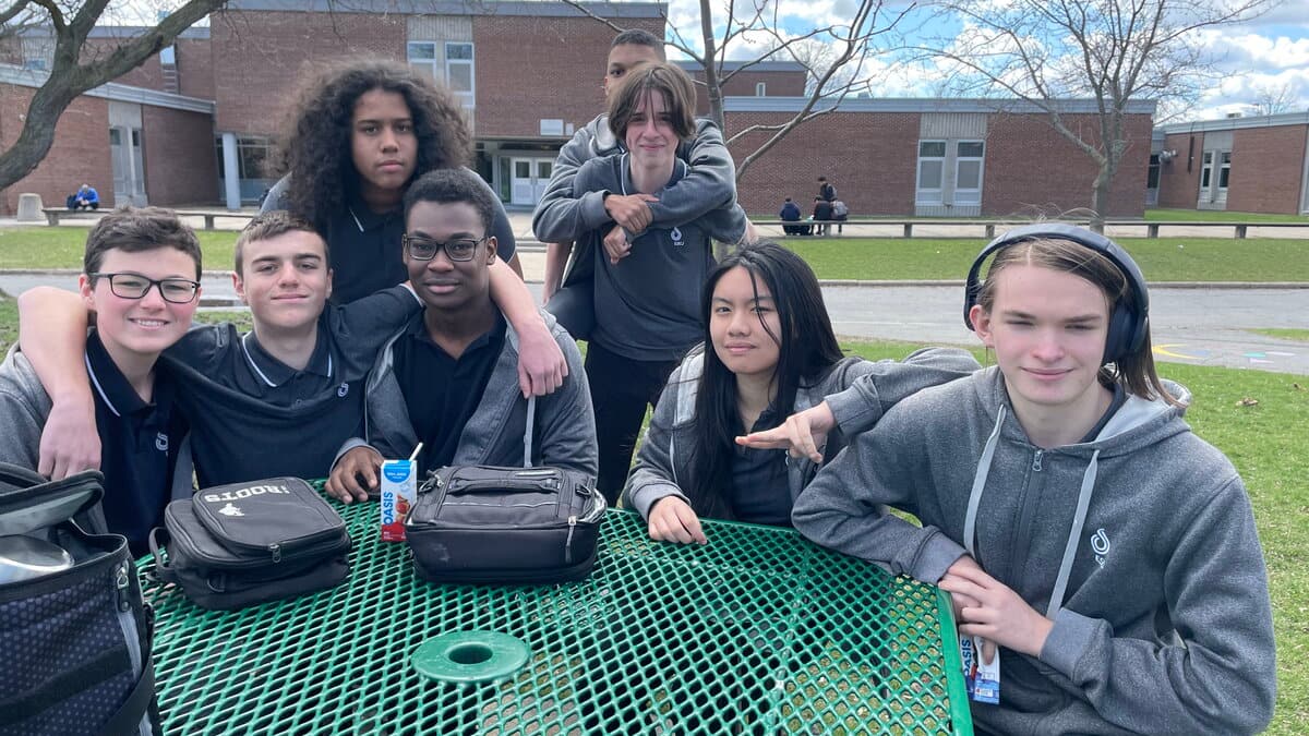 Le français boudé dans des écoles: «C’est juste "inconvenient" pour moi»