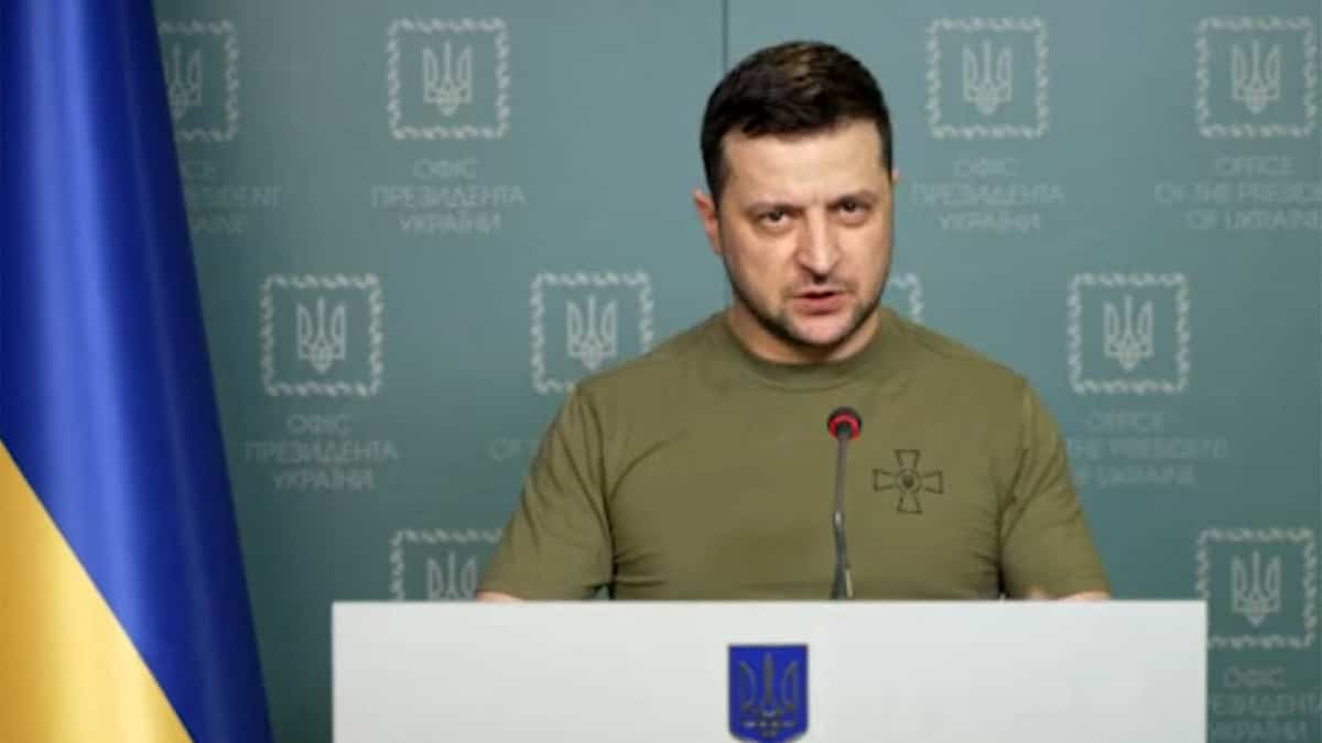 Les Russes se préparent à bombarder le port ukrainien d'Odessa, selon Zelensky