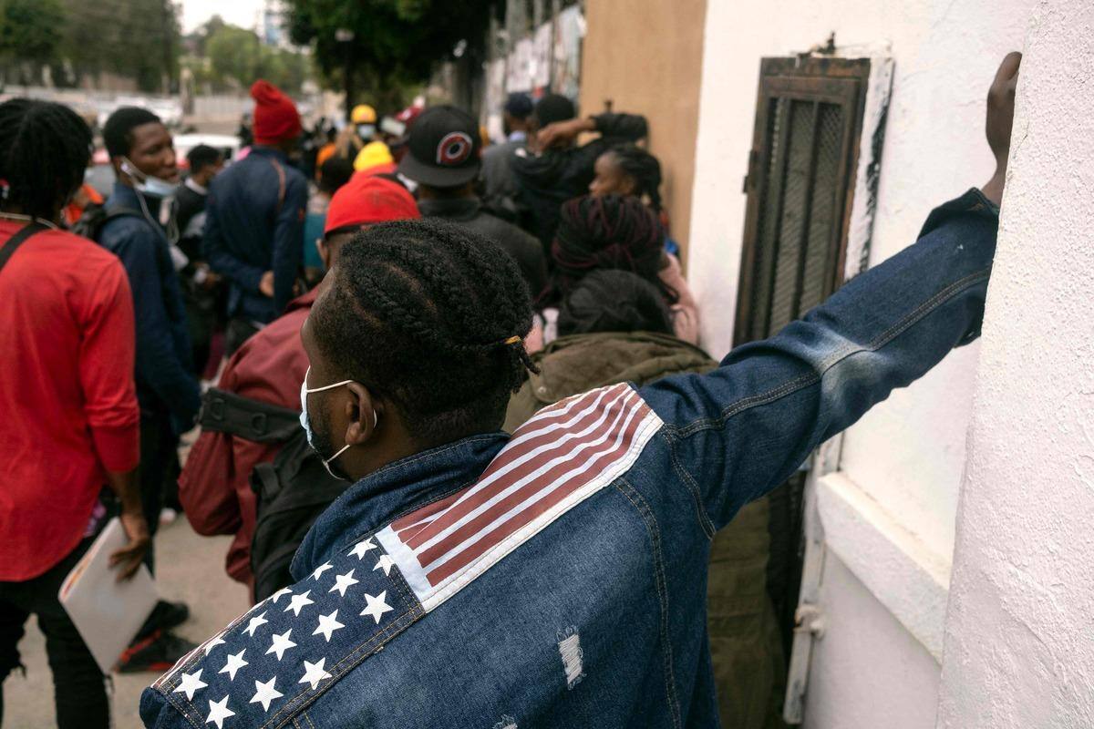 Migrants: le Mexique, le &laquo;mur&raquo; des &Eacute;tats-Unis qui s&rsquo;ouvre difficilement