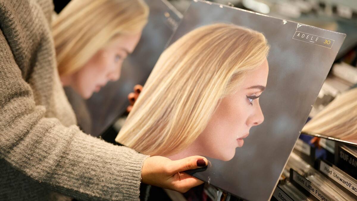 Adele reprogramme ses concerts à Las Vegas