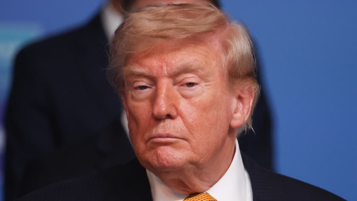Falling oil price ‘gives Trump room to maneuver’ to restart hostilities with Iran Falling oil price ‘gives Trump room to maneuver’ to restart hostilities with Iran