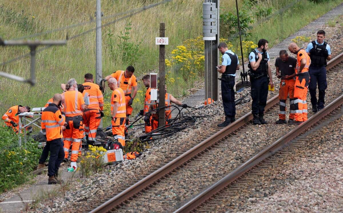 Sabotages en France: &laquo;tous les trains&raquo; circulent &laquo;normalement&raquo; lundi matin