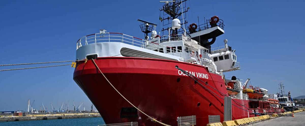 Italia: la Ocean Viking salva più di 600 migranti nel Mediterraneo Italia: la Ocean Viking salva più di 600 migranti nel Mediterraneo