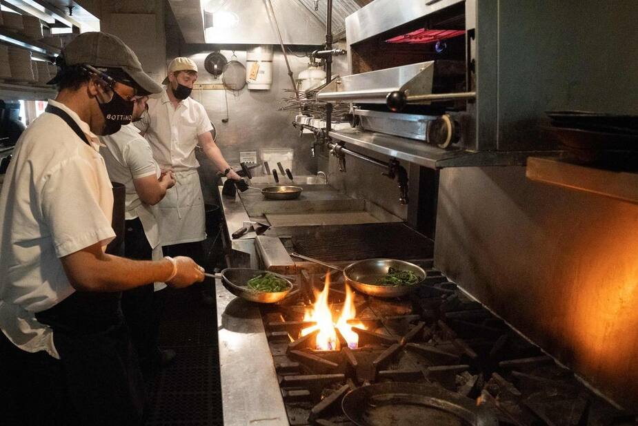 Image principale de l'article Les restos et les bars seront dédommagés