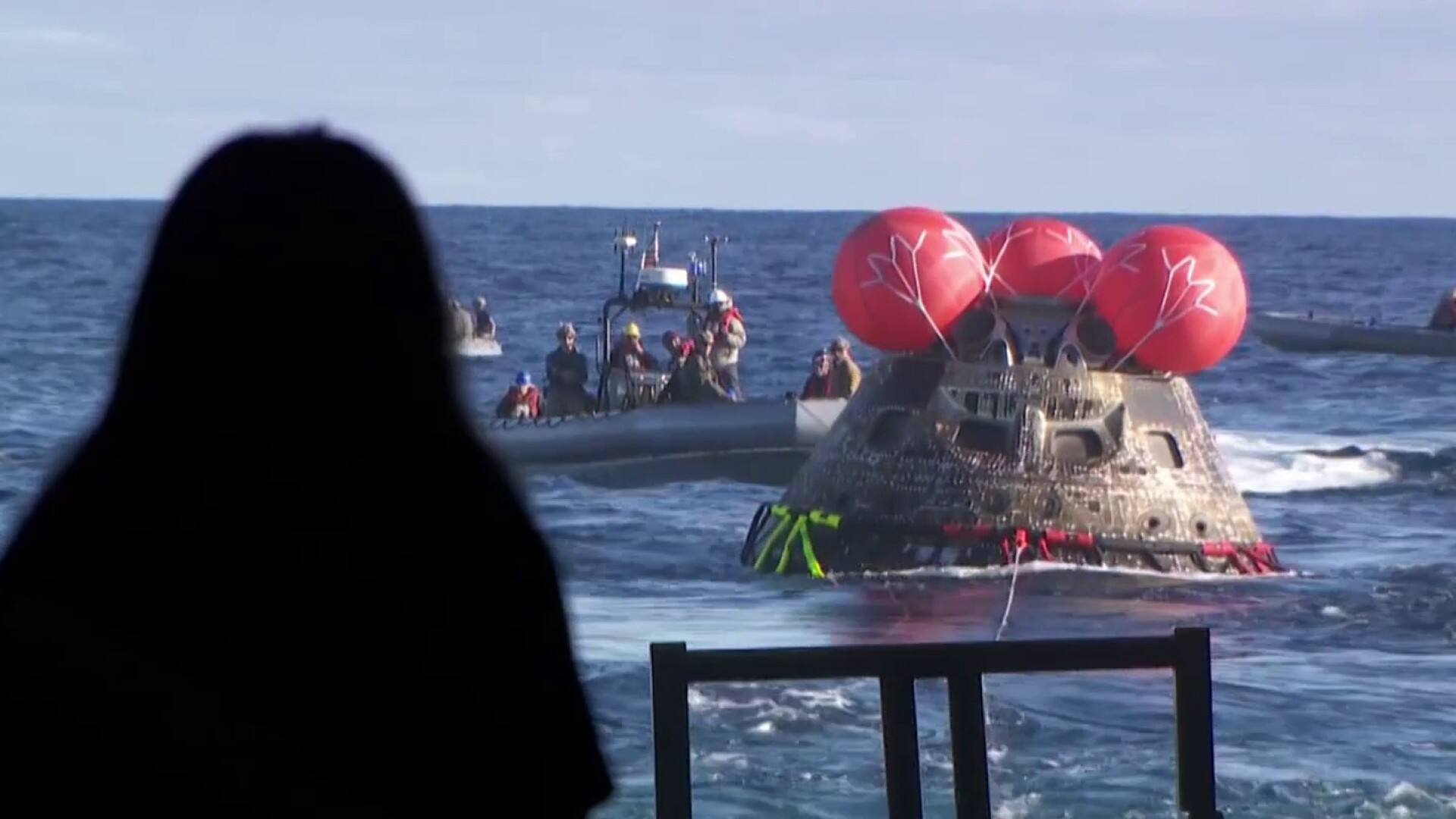 Le vaisseau spatial Orion de retour sur terre