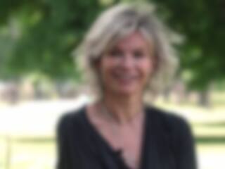 Sa fille, Emanuelle, veut devenir comédienne