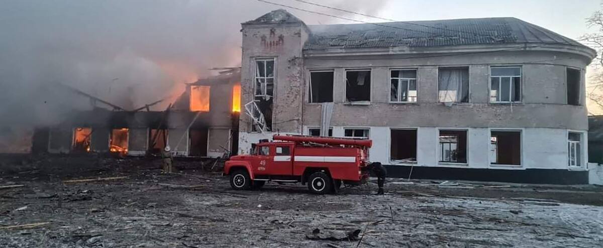 Ukraine: 27 morts dans une frappe russe, Zelensky implore d’aider à «arrêter cette guerre»