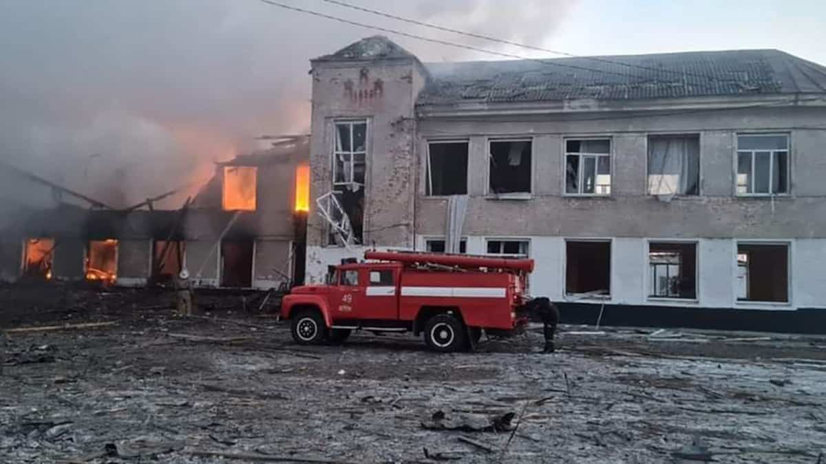 Au moins 21 morts dans une frappe russe près de Kharkiv