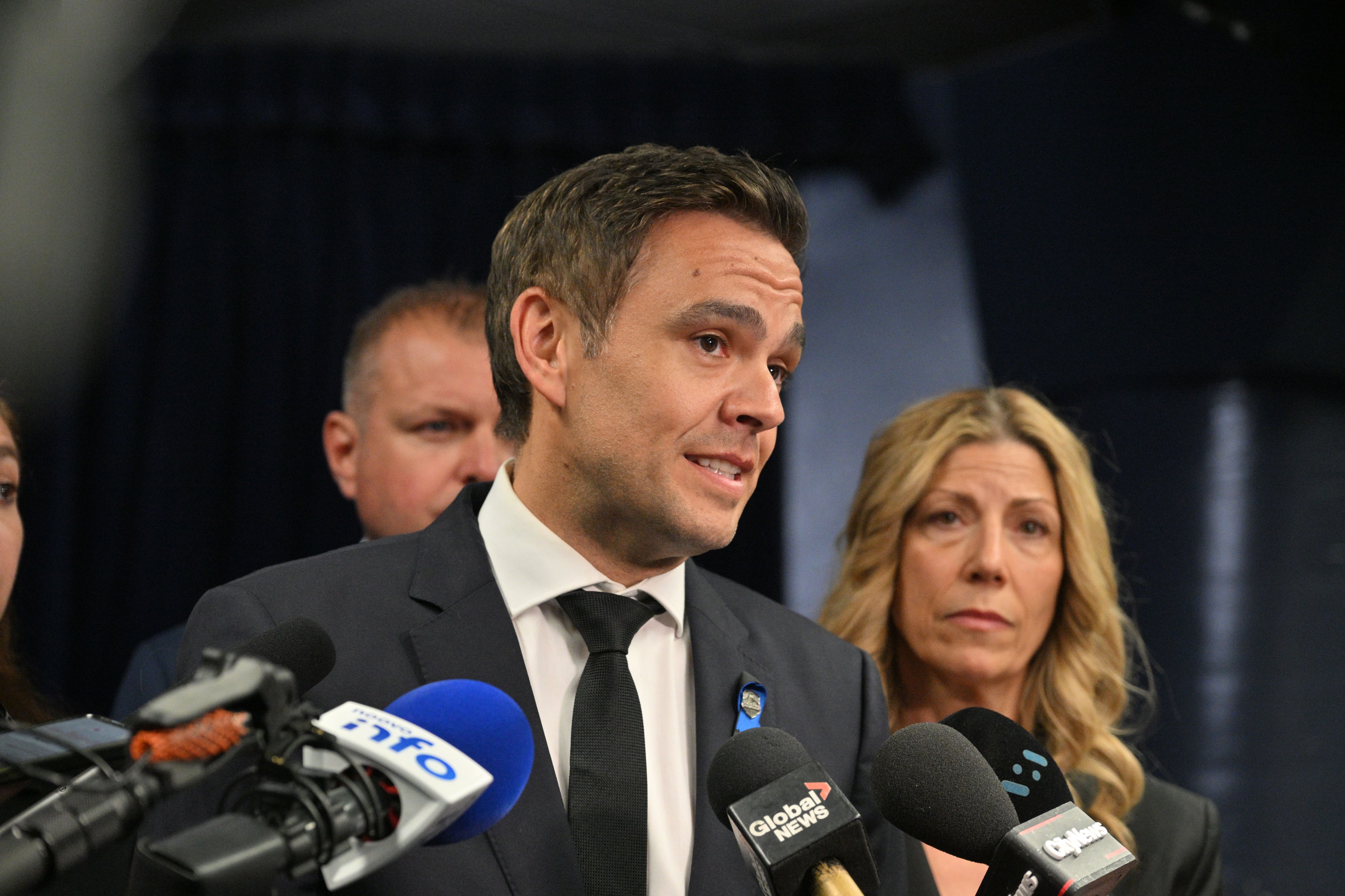 Analyse politique : l'efficacité du slogan de Milliard face à l'héritage de Charest