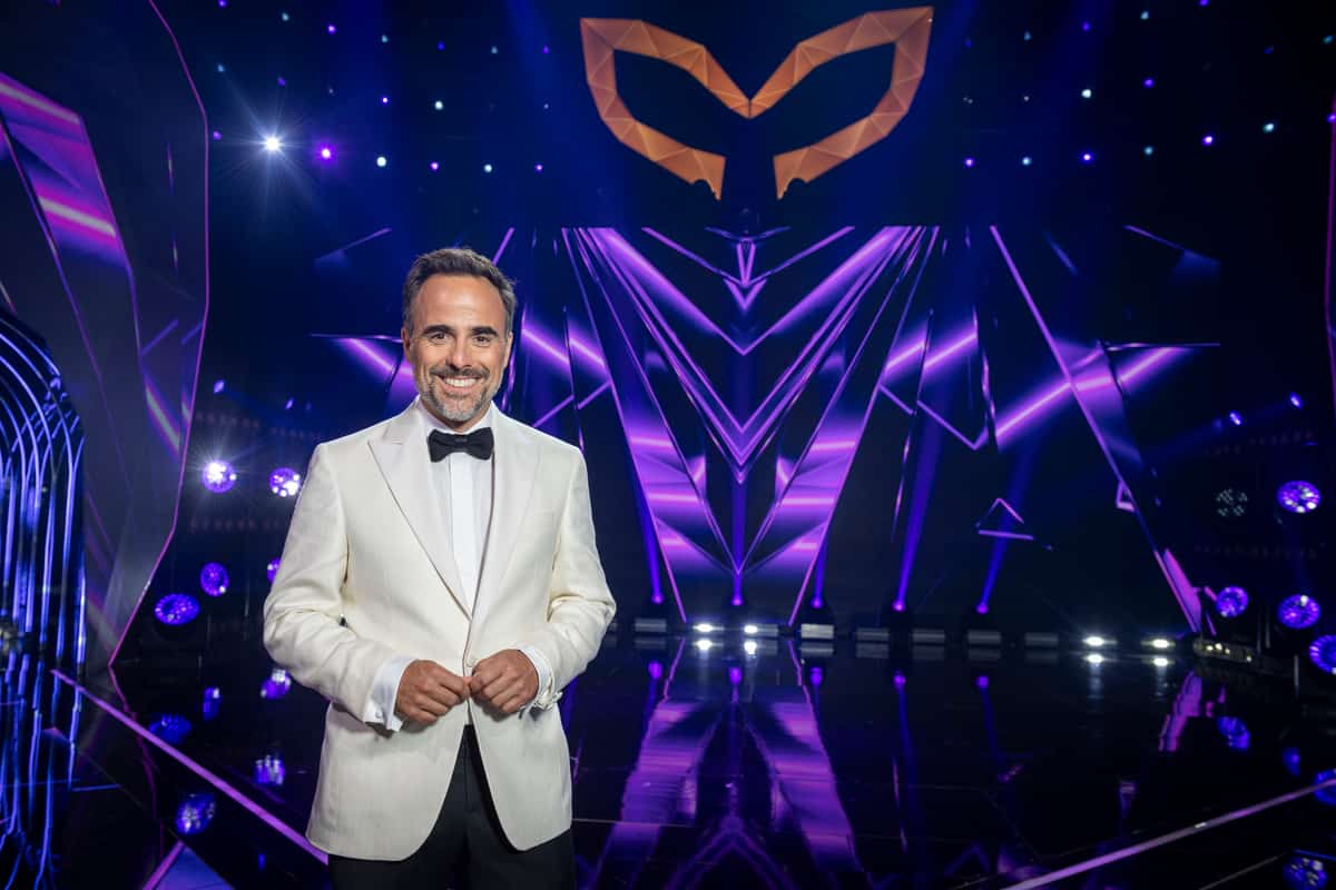 Nouvel animateur de &laquo;Chanteurs masqu&eacute;s&raquo;: &laquo;Mes parents m&rsquo;ont toujours dit de rester humble, de travailler fort, de respecter les autres&raquo; - S&eacute;bastien Beno&icirc;t