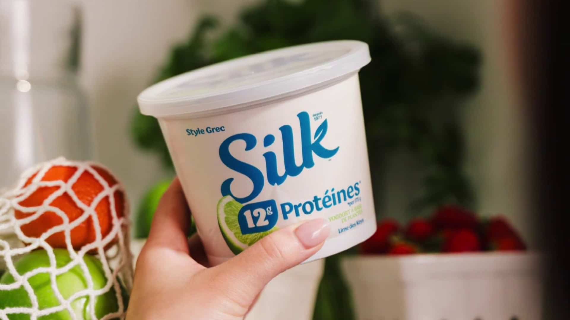 Découvrez les yogourts à base de plantes Silk