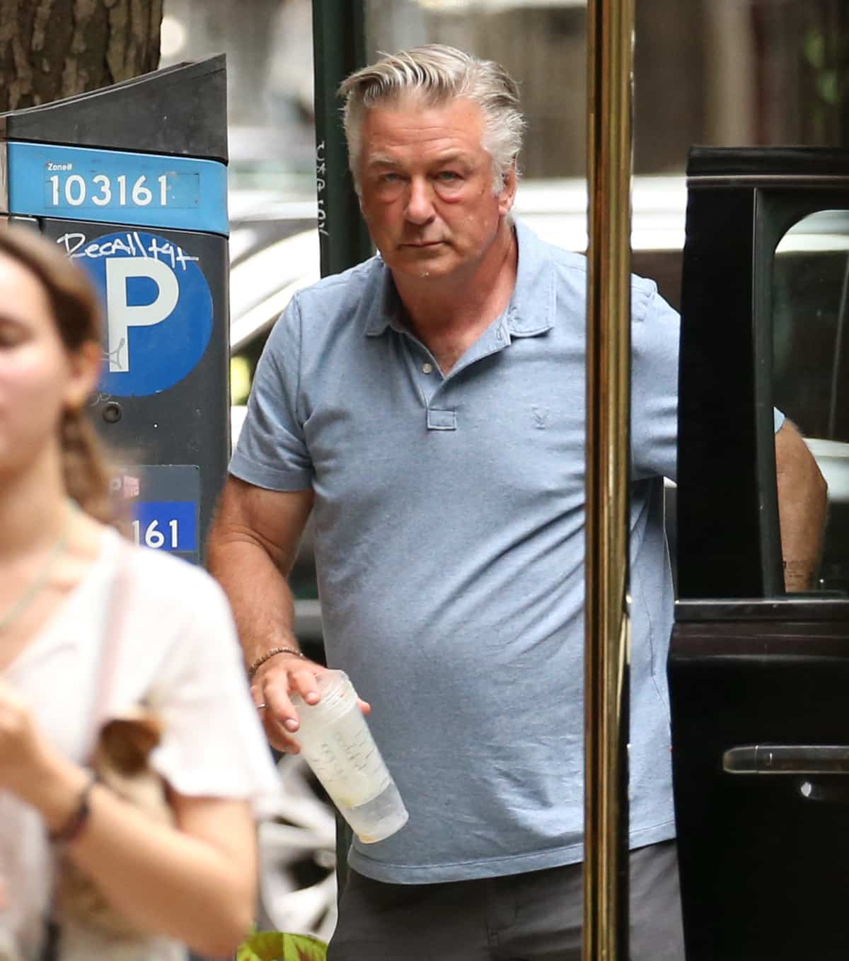 Une procureure conteste l&rsquo;annulation du proc&egrave;s d&rsquo;Alec Baldwin
