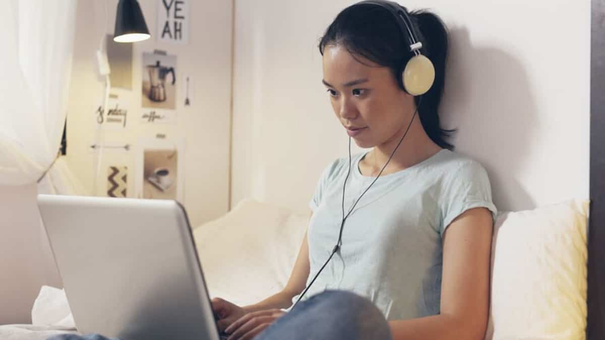 Écouteurs et acouphènes: les jeunes d'aujourd'hui pourraient payer la note dans 20 ans