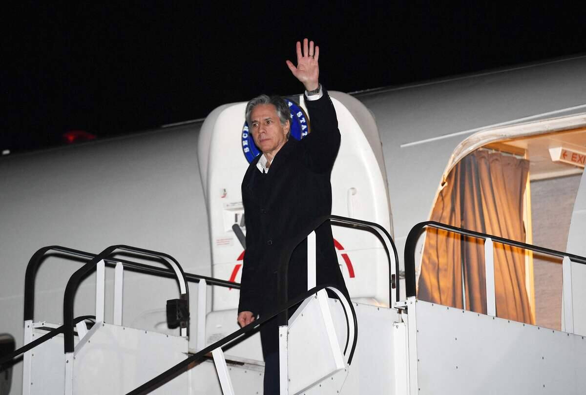 Rencontre &agrave; la fronti&egrave;re Ukraine-Pologne entre Blinken et le ministre ukrainien des Affaires &eacute;trang&egrave;res