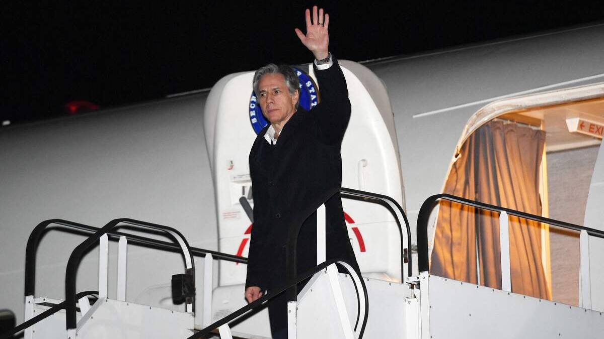 Rencontre à la frontière Ukraine-Pologne entre Blinken et le ministre ukrainien des Affaires étrangères