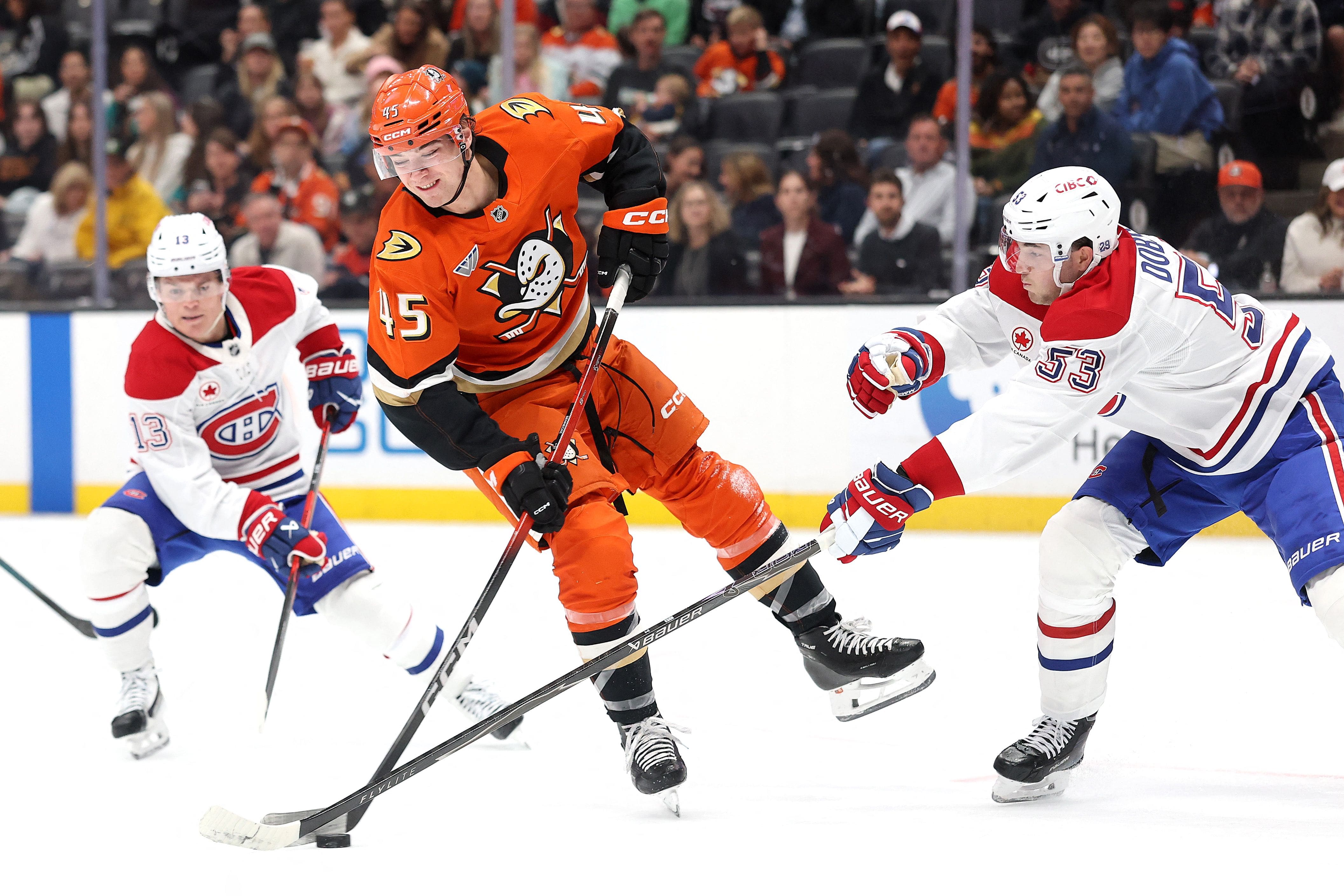 Martin St-Louis explique les ennuis défensifs connus en Californie: les joueurs sont trop têtus