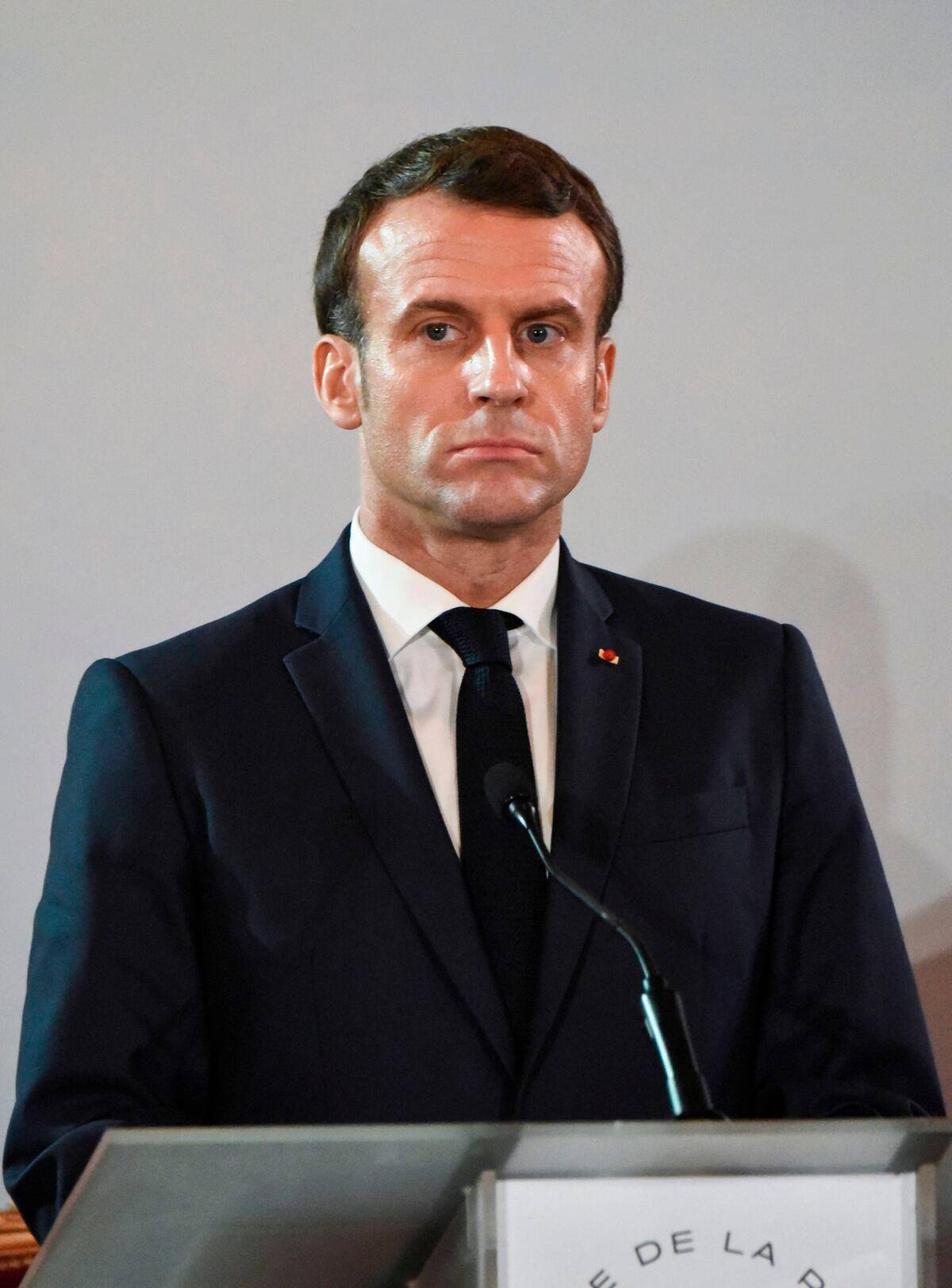 France: Emmanuel Macron renonce à sa retraite de président ...