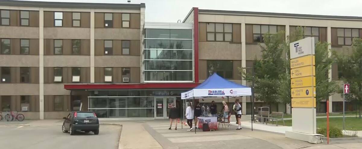 Un Premier Cas De Covid 19 Au Cegep De Trois Rivieres Jdm