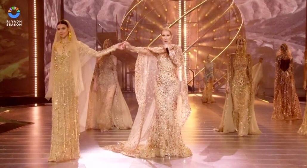 Céline poursuit son grand retour sur scène en chantant «I