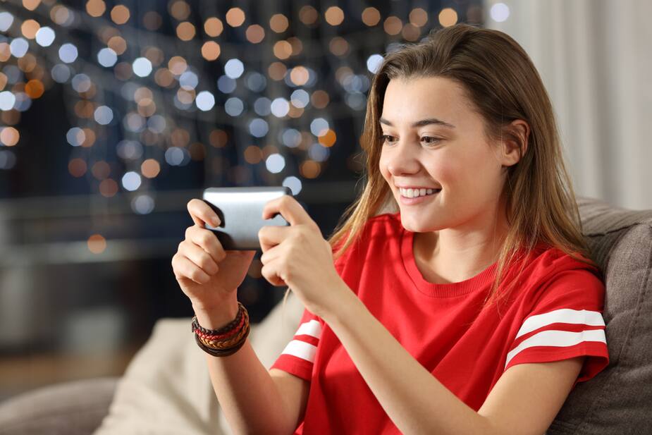 Image principale de l'article L'achat d'un premier cellulaire à son enfant