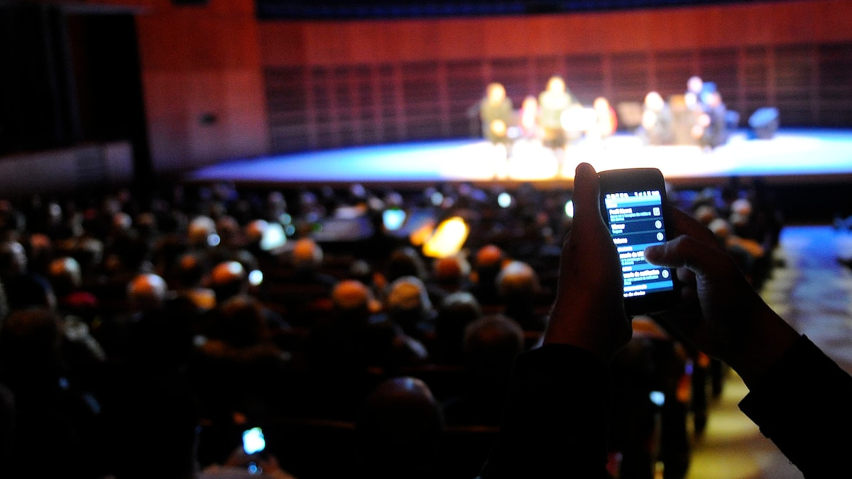 Spectateurs dérangeants: 5 faits (malheureusement) vécus lors de récents spectacles