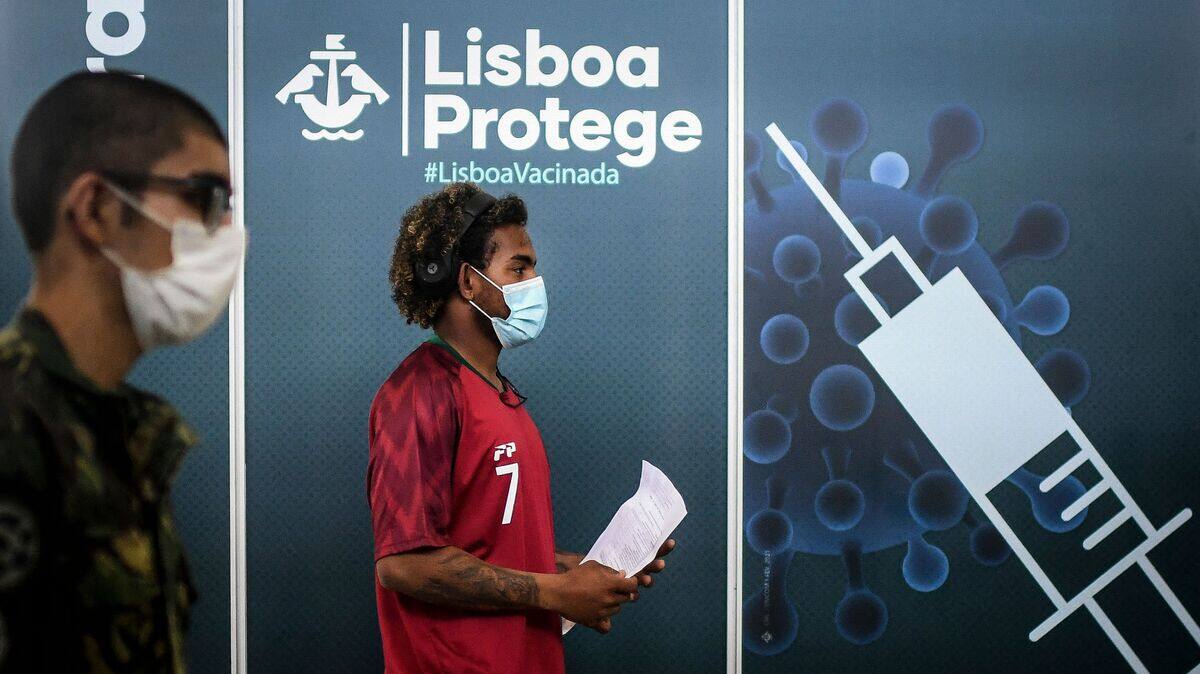 Le Portugal envisage le retour de certaines restrictions face à la hausse des cas de COVID