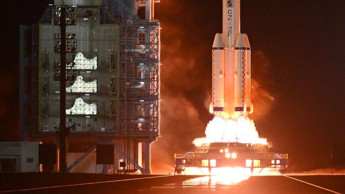 La Chine envoie un nouvel équipage vers sa station spatiale