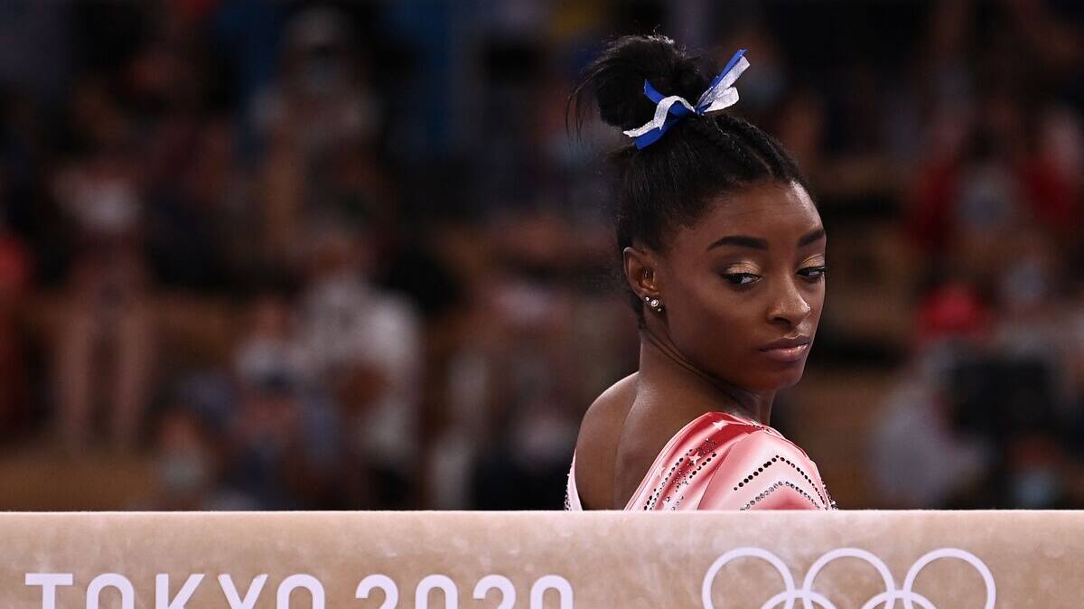 Simone Biles et d'autres gymnastes américaines réclament 1 G$ au FBI