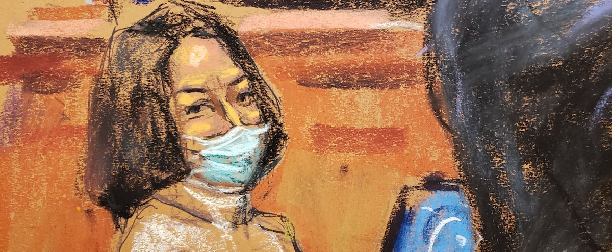 Procès Ghislaine Maxwell: à 14 ans, des massages sexuels chez Epstein contre 300$