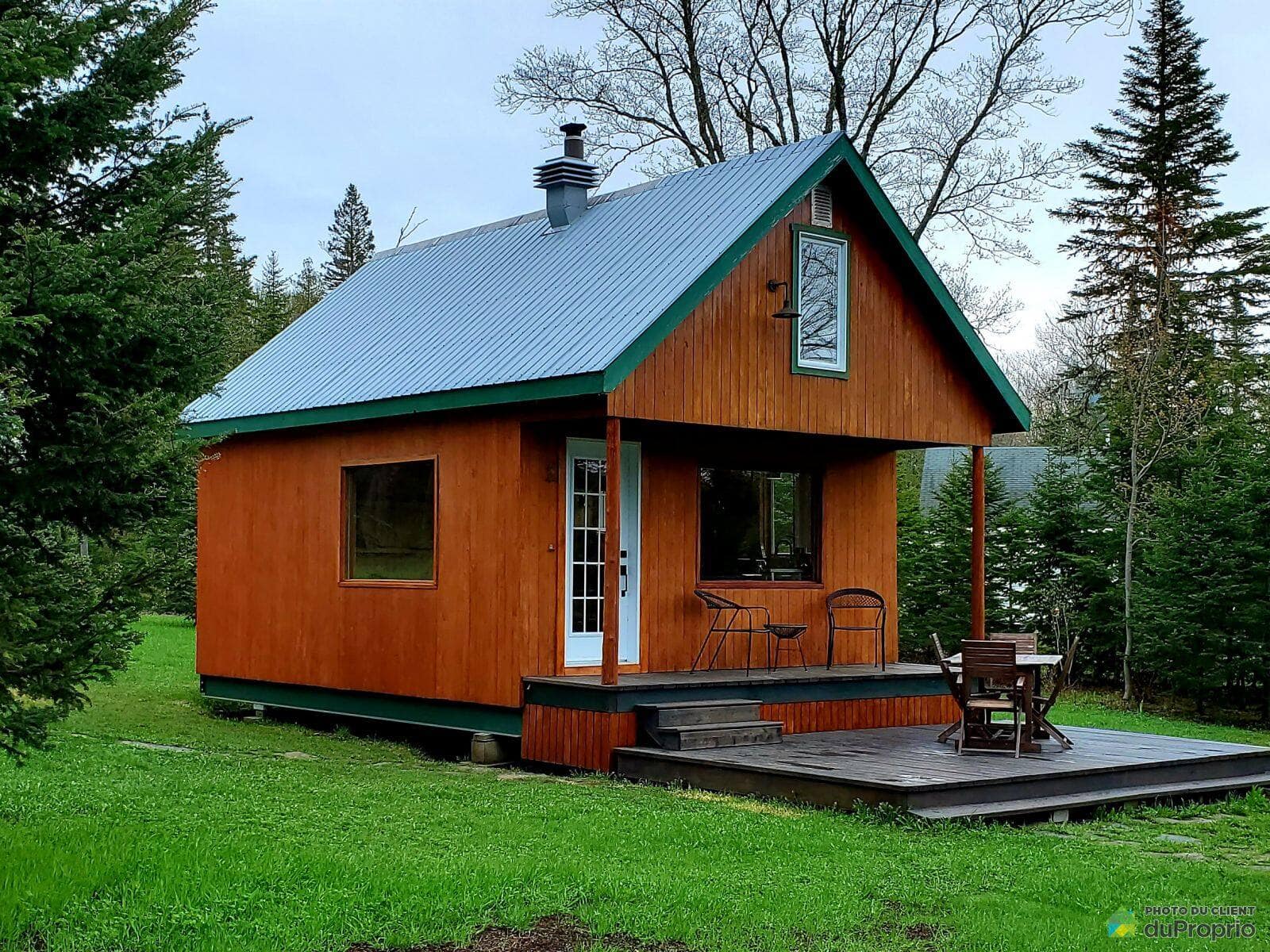 StNarcissedeRimouski petit chalet unique et original, habitable à l