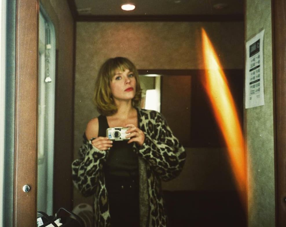 Elle souligne la fin du tournage de Virage