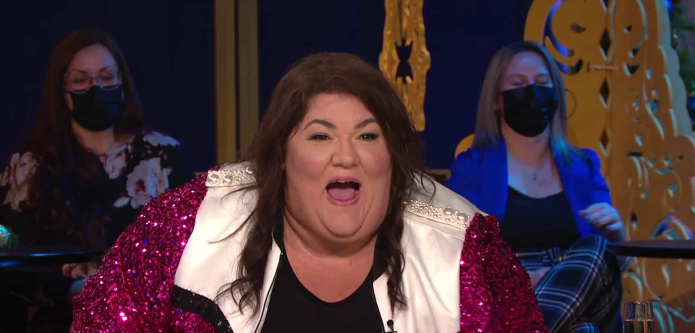 Elle raconte une anecdote d’enfance gênante