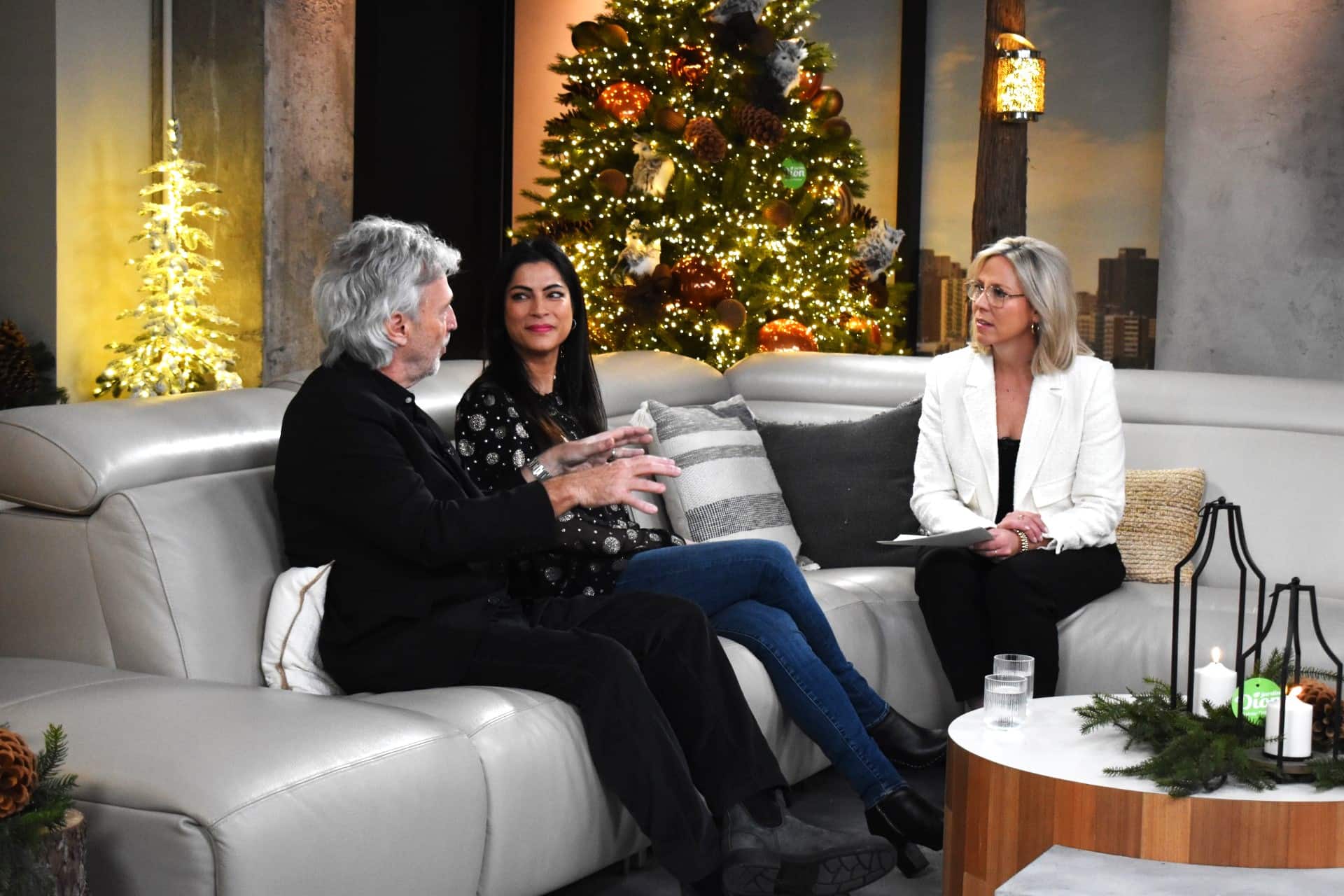 sexfies Leçon de «sexfies» sur Vrak.tv: «Je ne comprends pas qu'on puisse penser  que c'est une bonne idée» | JDM