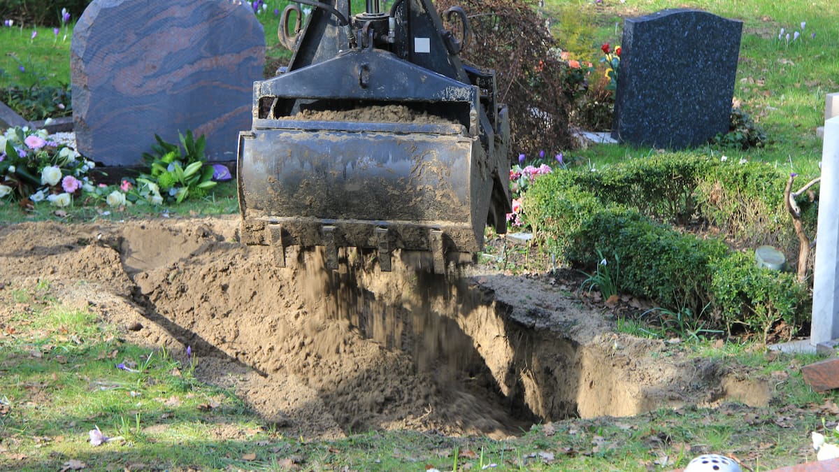 Un inconnu enterré à la place de leur mère