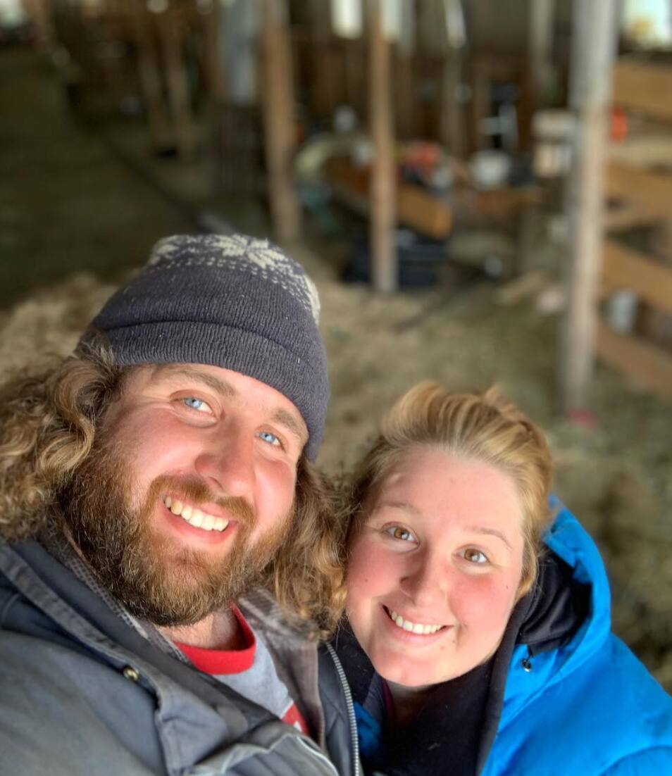 Gabriel & Clara dévoilent le sexe de leur 1er bébé