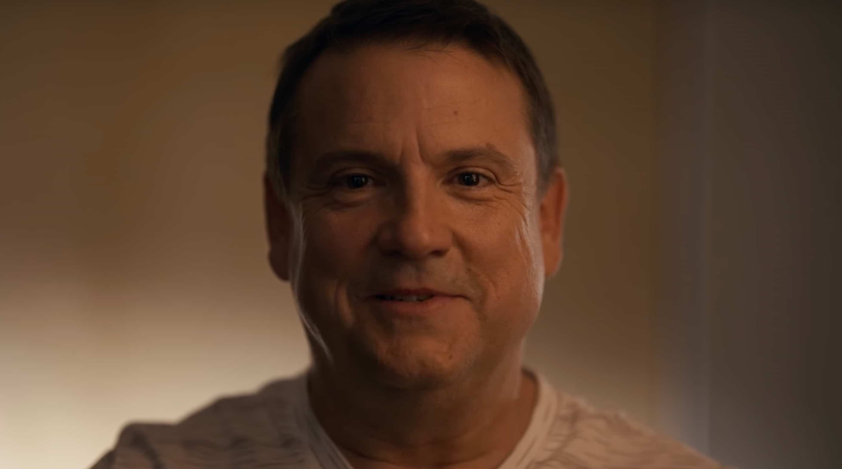 Des images de la nouvelle série de Claude Legault