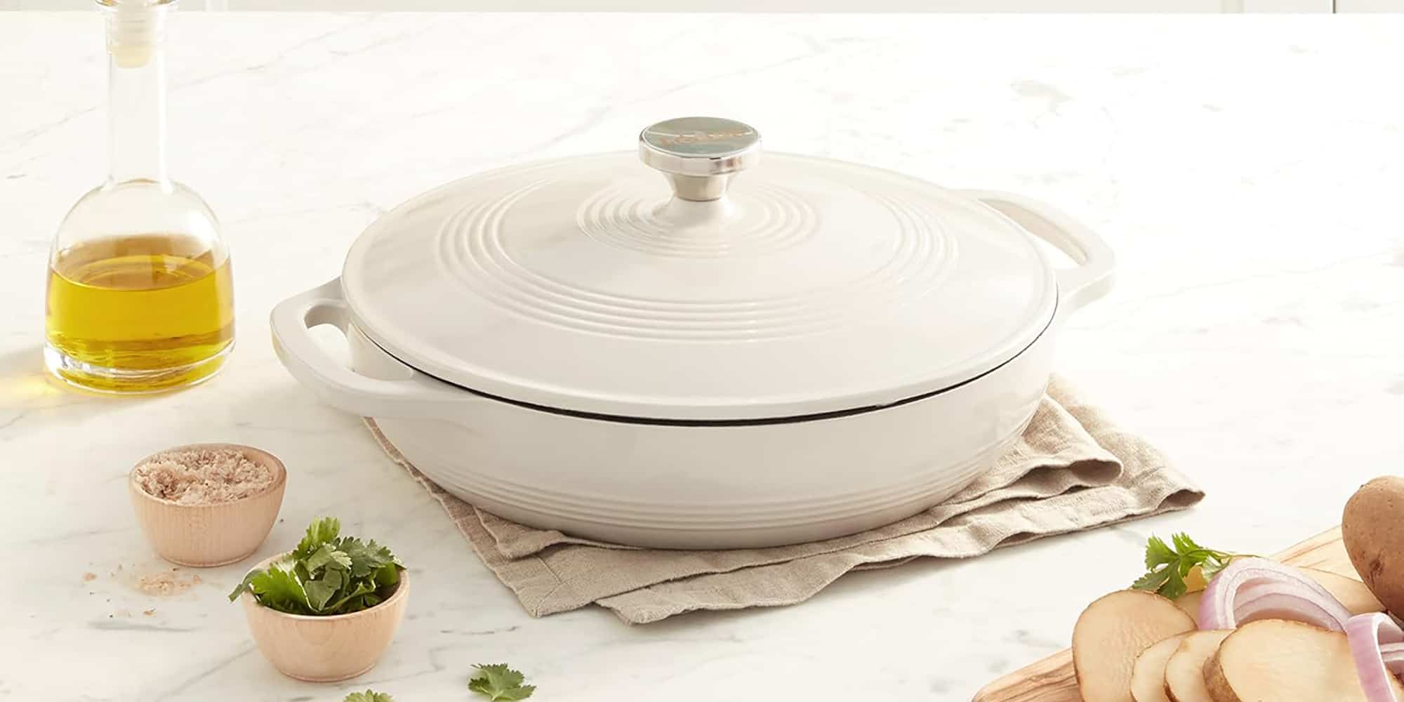 Une cocotte en fonte émaillée est en rabais à 38%