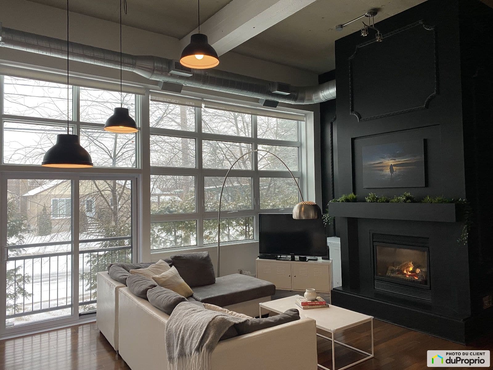 Un loft dans une ancienne école à 359 999$ 