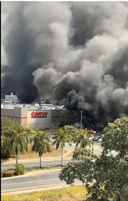Violence &agrave; Puerto Vallarta: une Qu&eacute;b&eacute;coise se r&eacute;fugie pendant des heures dans un Costco entour&eacute; de flammes