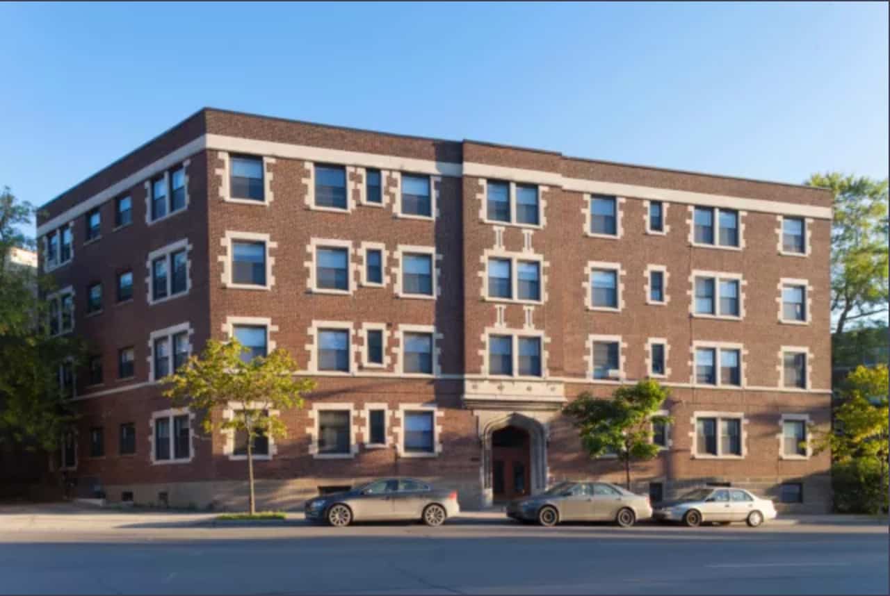 Montreal Voyez Ou Sont Situes Les 4 1 2 Les Plus Et Les Moins Chers 24 Heures